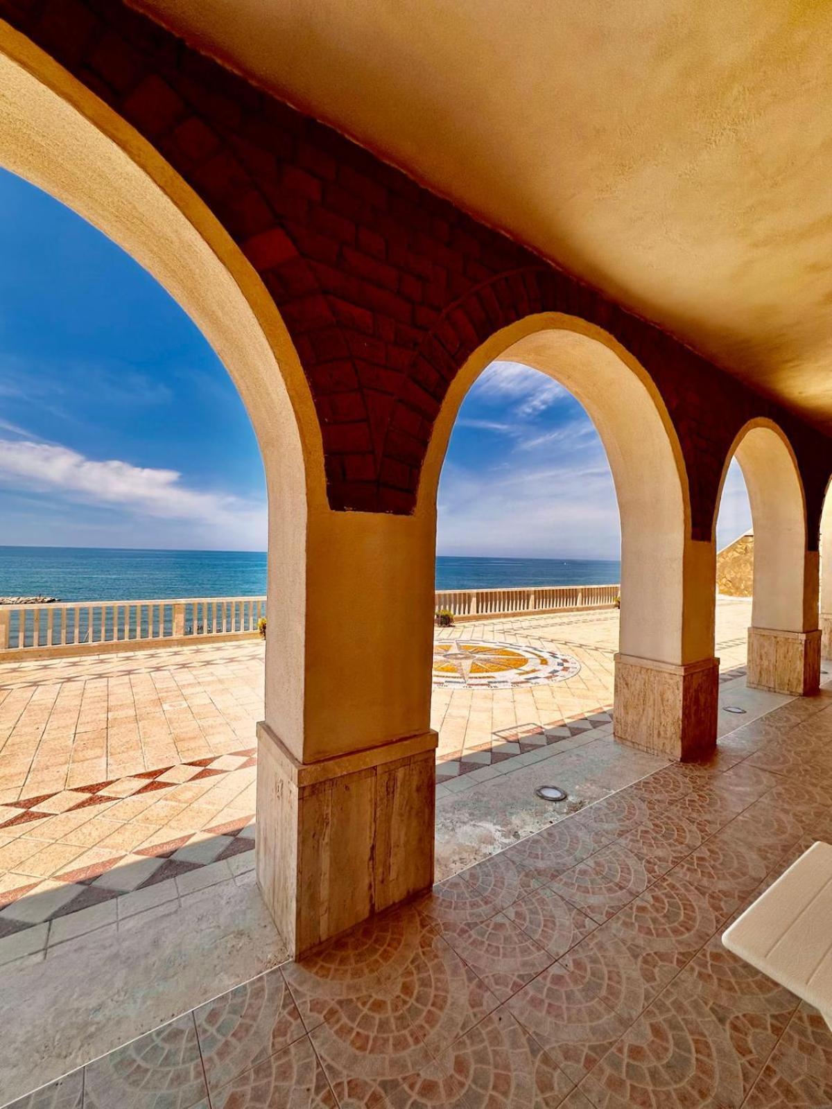 Il Paradiso Sul Mare Anzio Ngoại thất bức ảnh